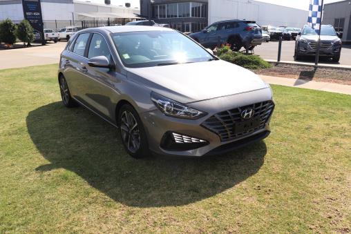 View 2020 HYUNDAI I30 ACTIVE