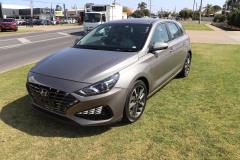 View 2020 HYUNDAI I30 ACTIVE