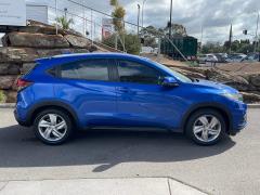 View 2018 HONDA HR-V VTI-S