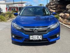 View 2016 HONDA CIVIC VTI-LX